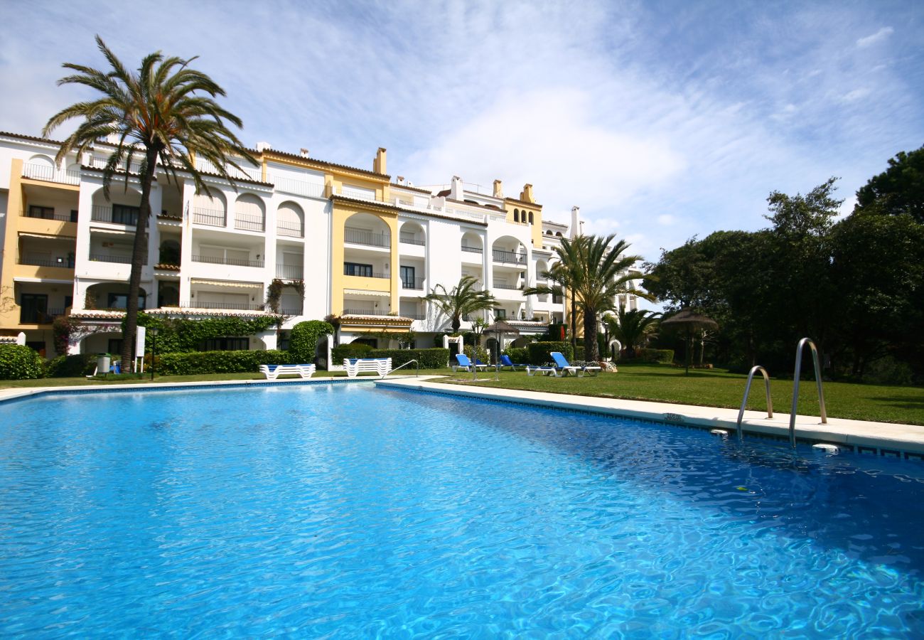 Apartamento en Marbella - Apartamento de dos habitaciones en alquiler en el puerto de Cabopino