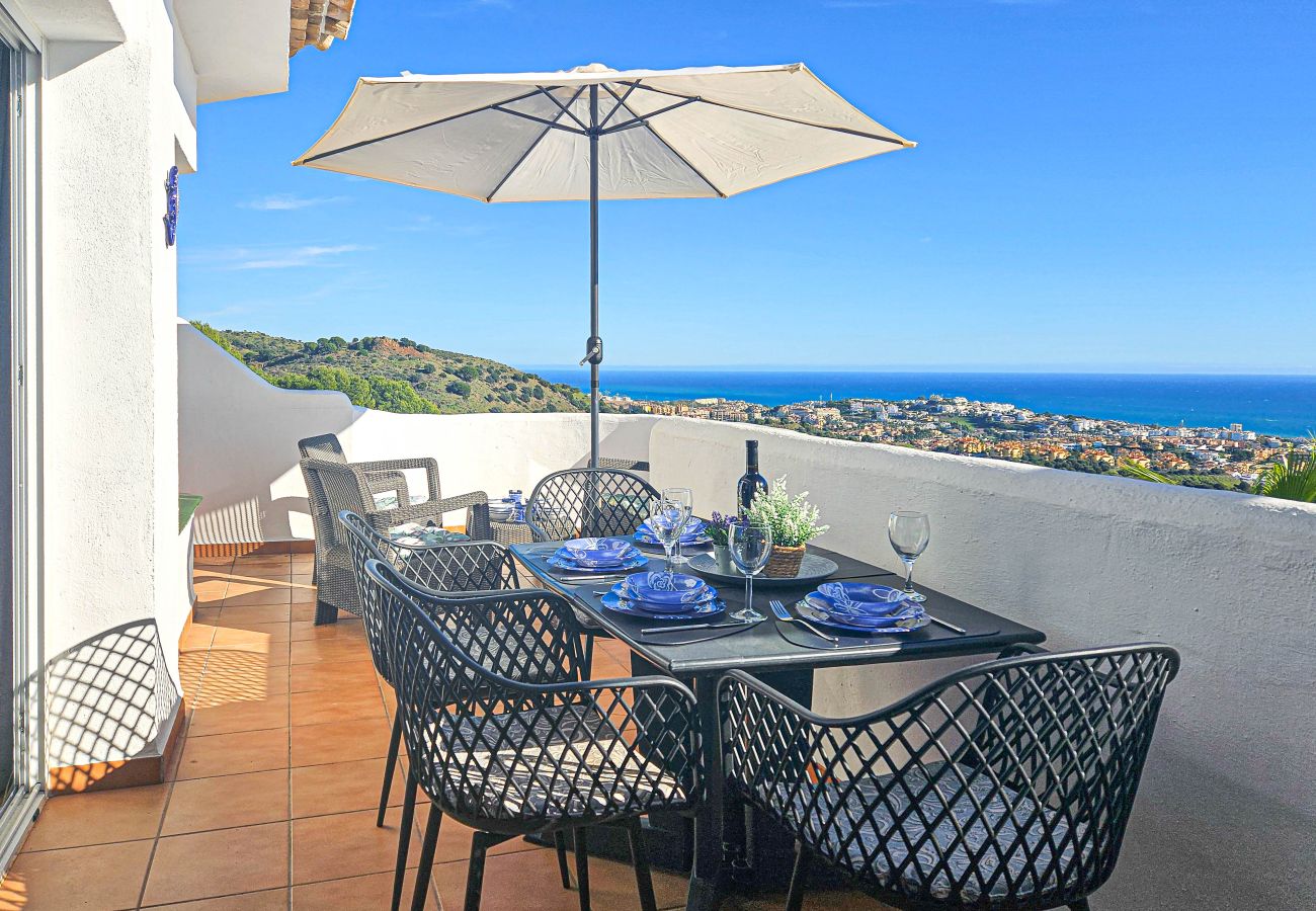 Apartamento en Mijas Costa - Apartamento con vistas al mar en El Portón Calahonda
