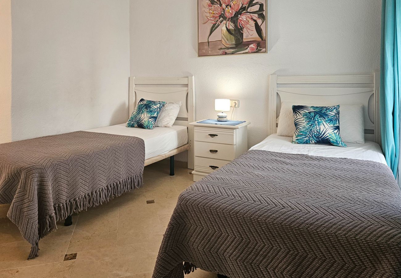 Apartamento en Mijas Costa - Apartamento con vistas al mar en El Portón Calahonda