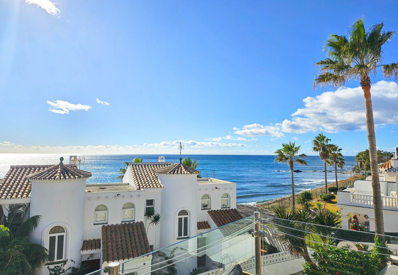 Casa adosada en Mijas Costa - Preciosa casa adosada de 6 dormitorios muy cerca del mar El Faro