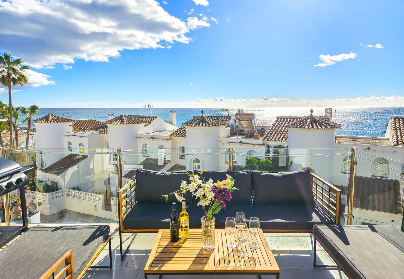 Casa adosada en Mijas Costa - Preciosa casa adosada de 6 dormitorios muy cerca del mar El Faro
