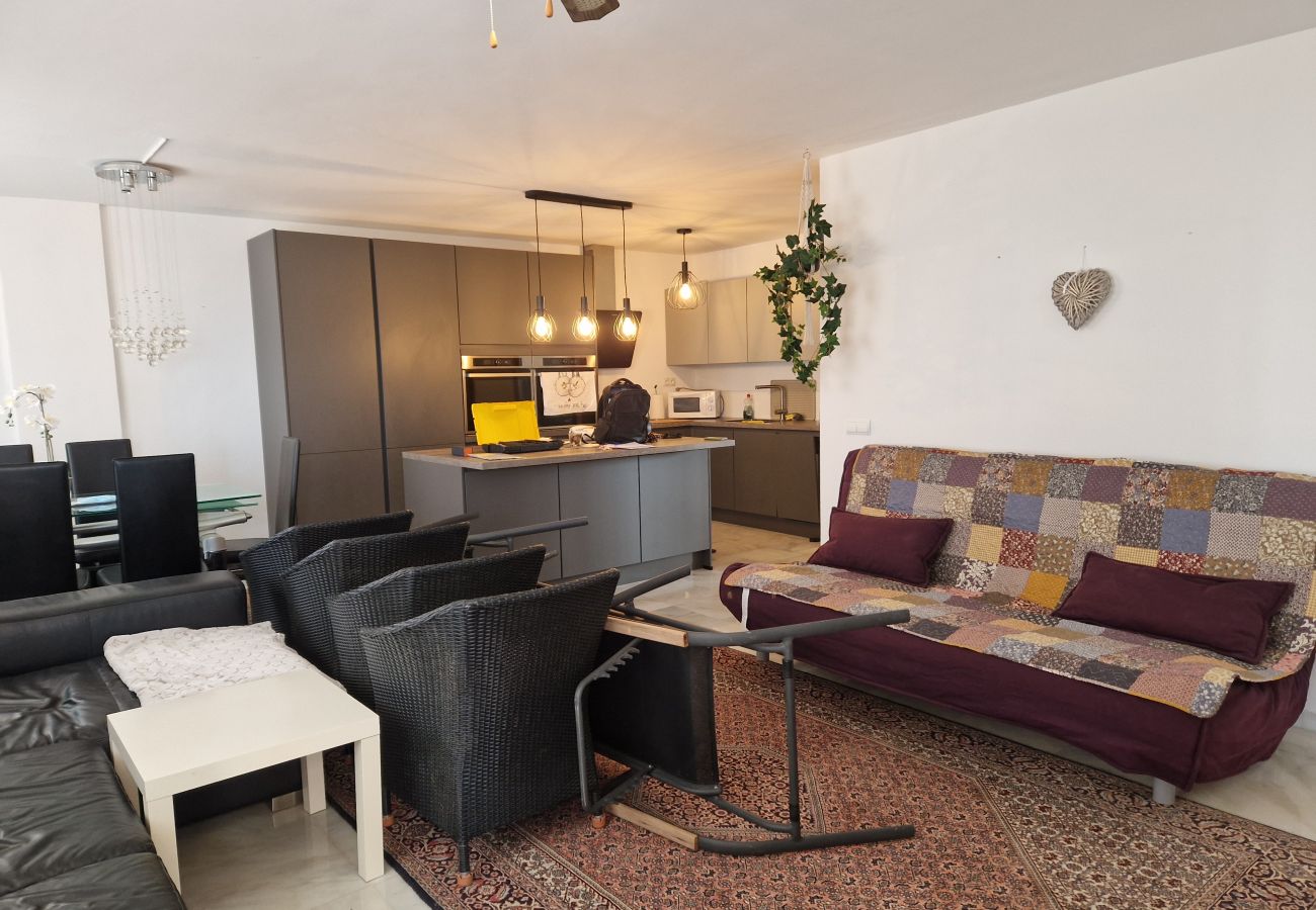 Apartamento en Benalmádena - 2412