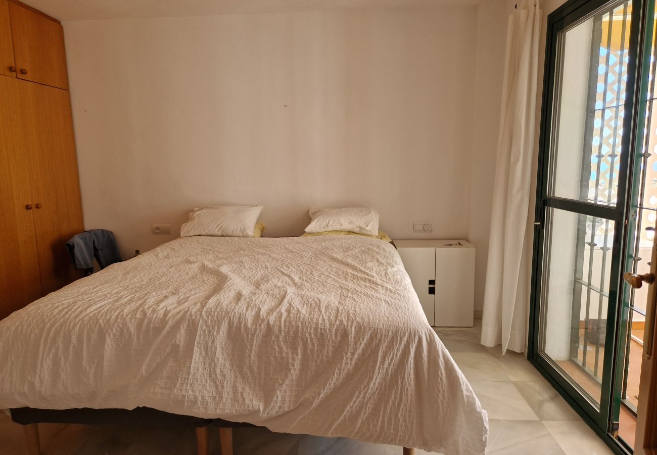Apartamento en Benalmádena - 2412