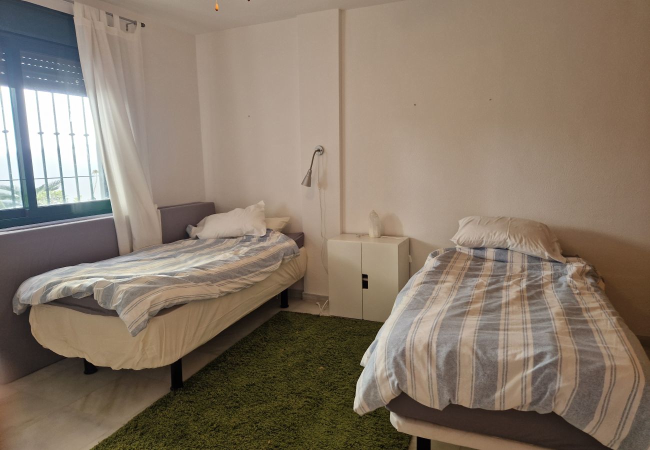 Apartamento en Benalmádena - 2412