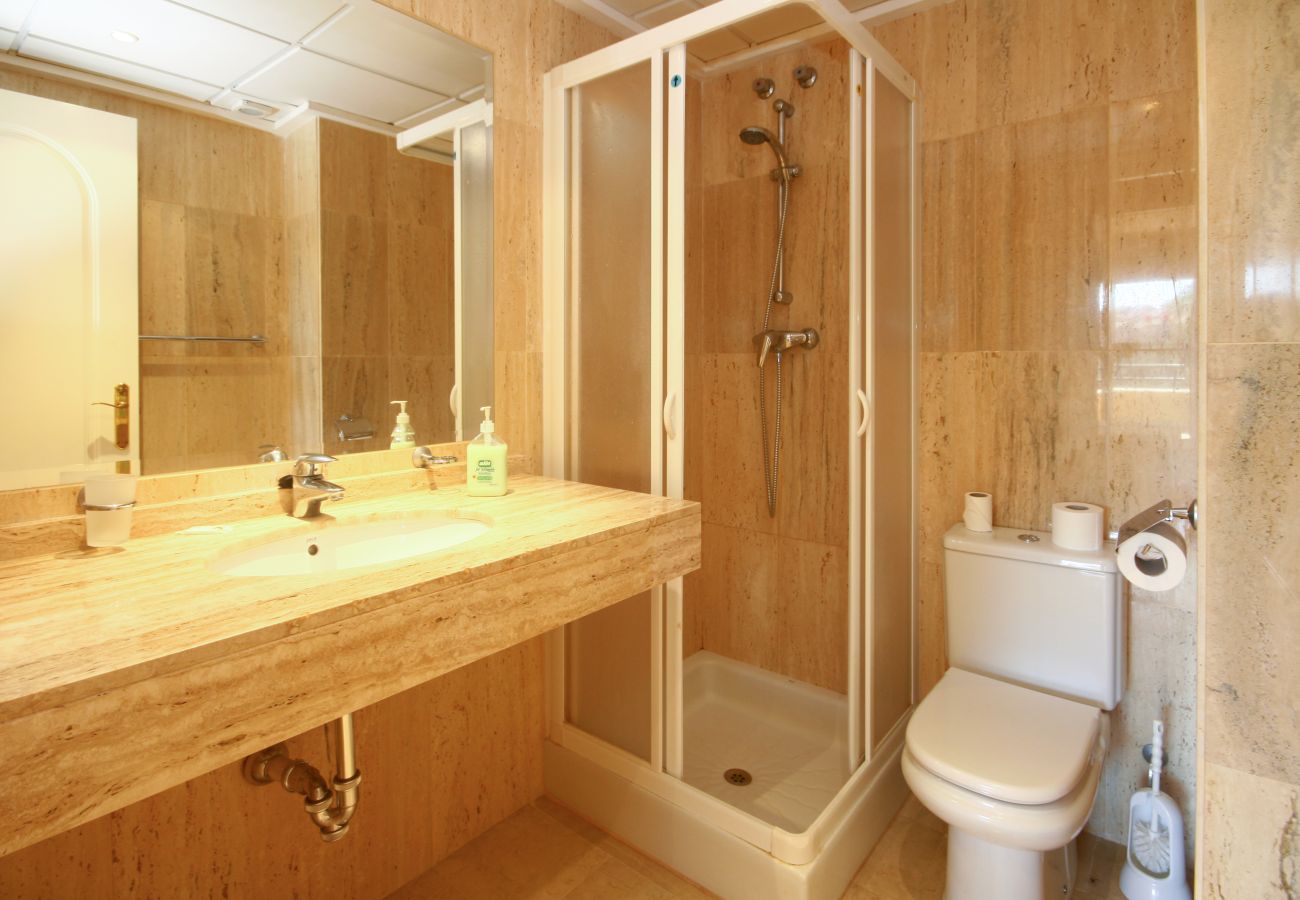 Apartamento en Marbella - Lujoso Apartamento de Dos Dormitorios Fabulosas Vistas al Golf