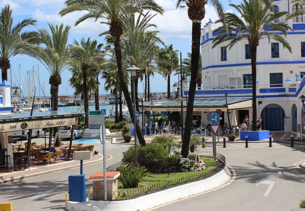 Casa adosada en Estepona - Casa adosada de tres dormitorios en Garden Beach Estepona