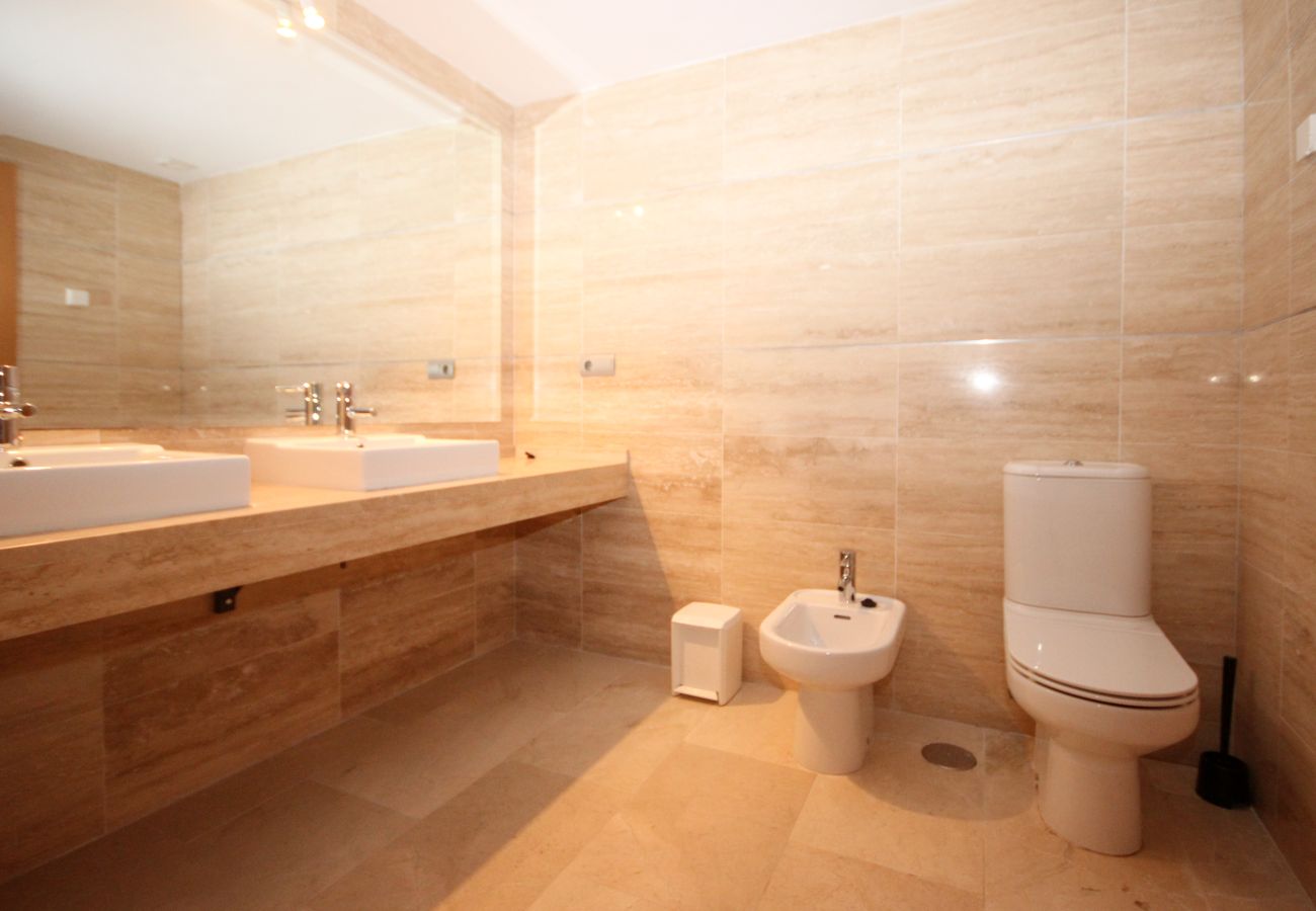 Apartamento en Benahavís - Atico de 2 dormitorios cerca de Benahavis con vistas impresionantes