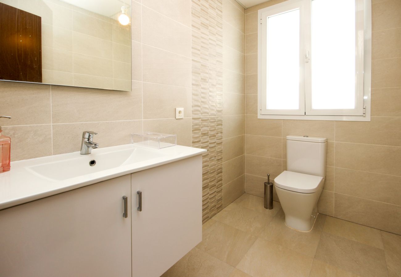 Villa en Mijas Costa -  Villa espectacular de 4 dormitorios en primera línea de golf con piscina privada y vistas al mar en La Cala de Mijas