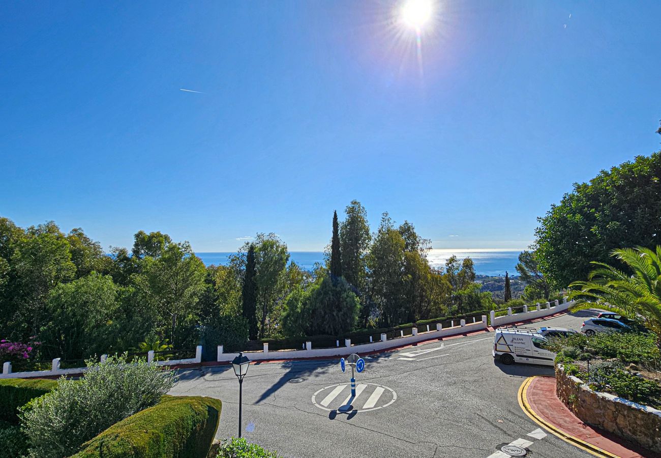 Casa adosada en Marbella - Casa adosada de tres dormitorios en Los Altos de Marbella