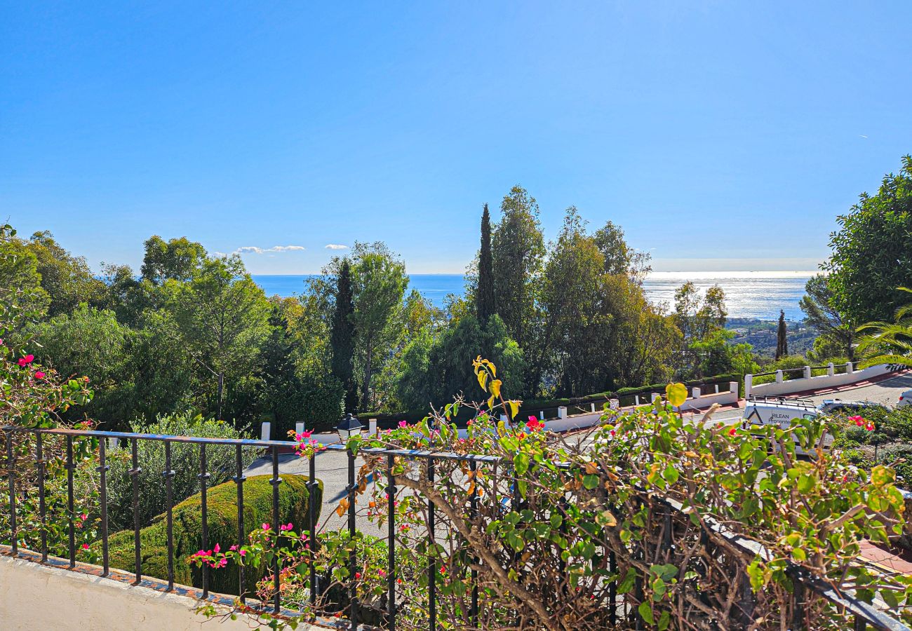 Casa adosada en Marbella - Casa adosada de tres dormitorios en Los Altos de Marbella