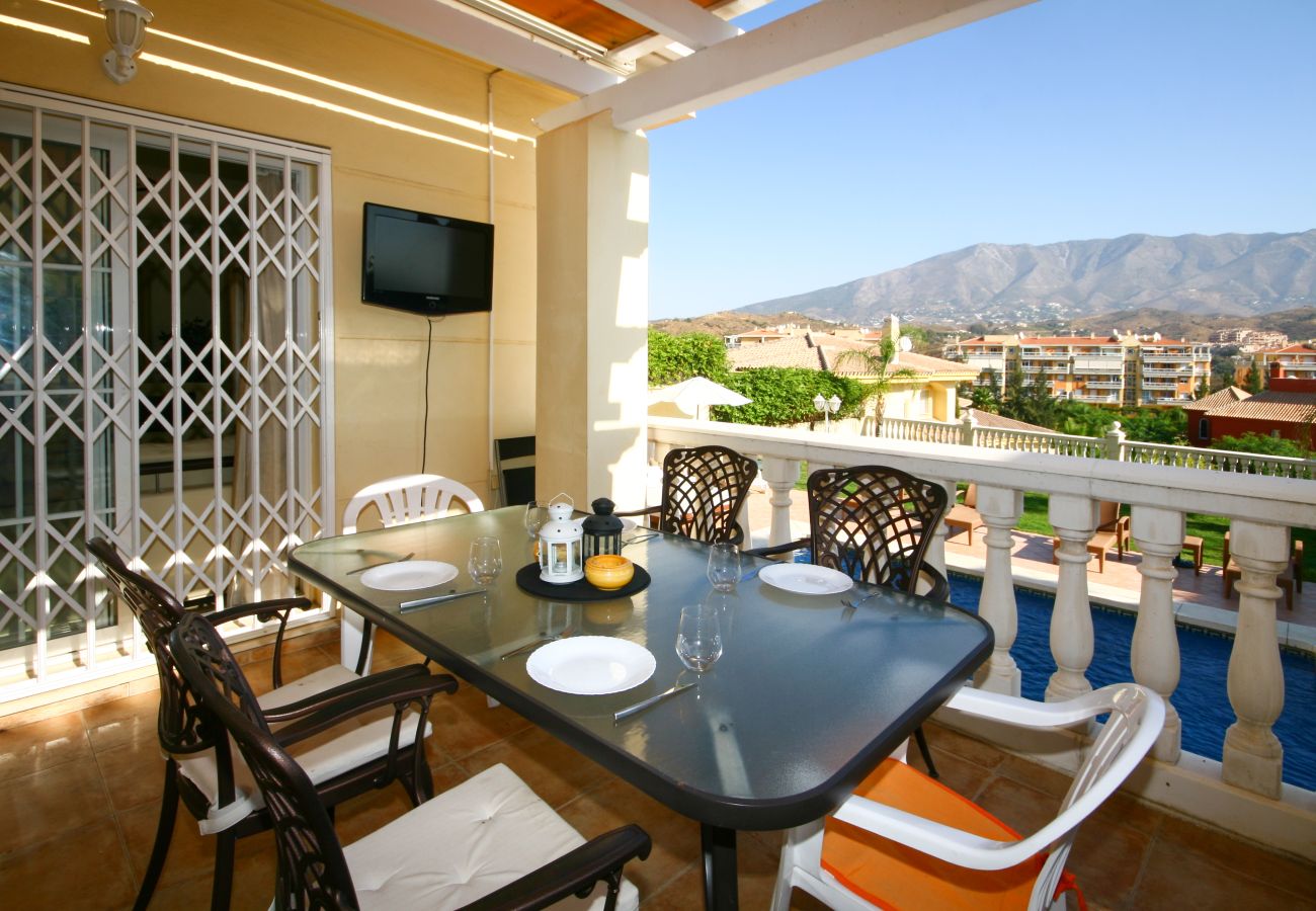 Villa en Mijas Costa - Villa de cuatro dormitorios en alquiler en Mijas Costa