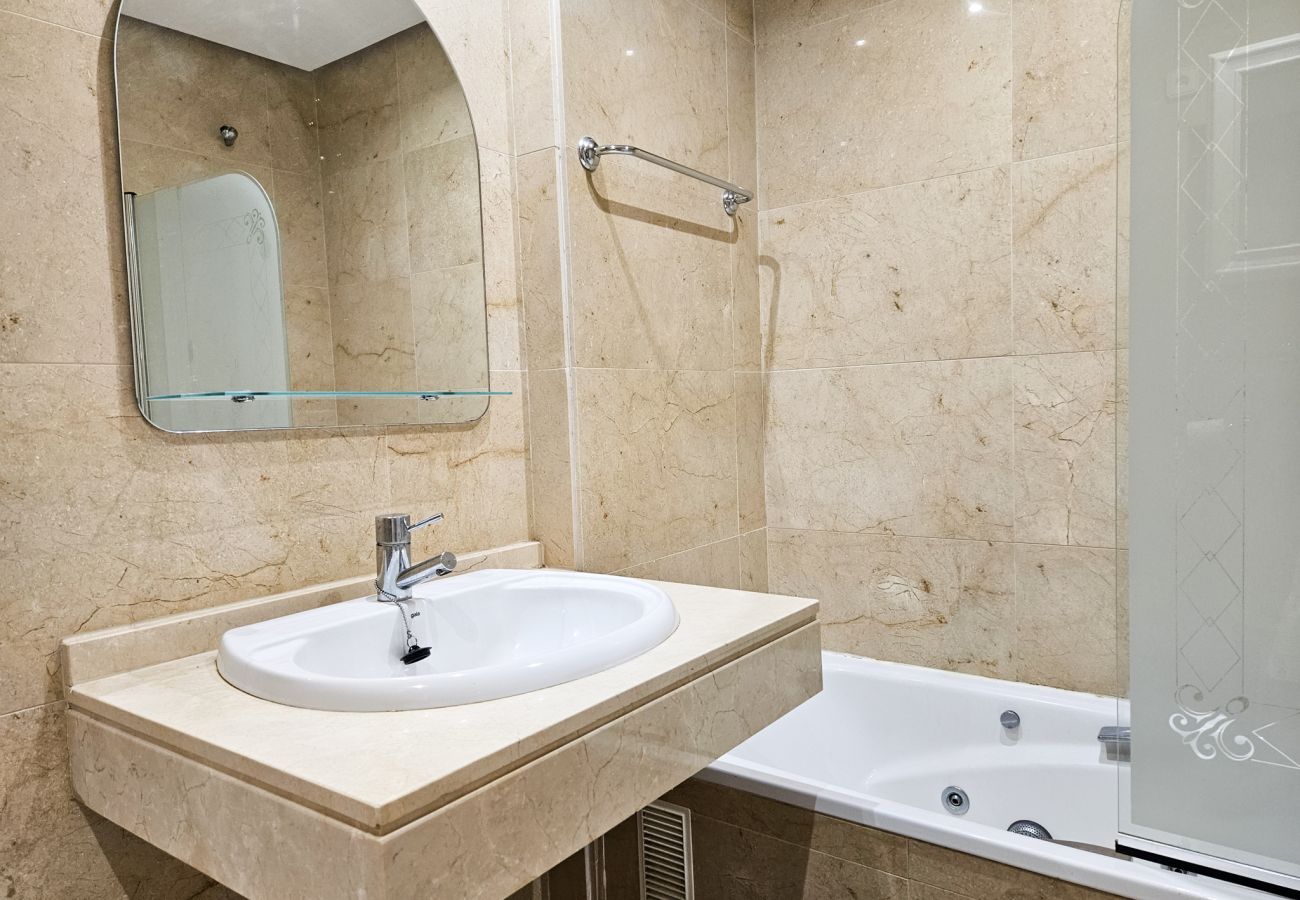 Apartamento en Manilva - Apartamento de dos dormitorios en Duquesa Golf & Gardens Manilva
