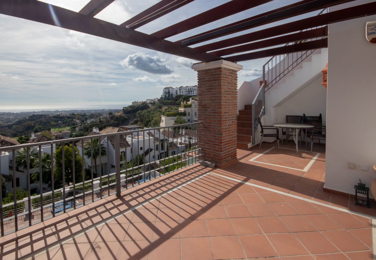 Apartamento en Benahavís - Atico de 3 dormitorios en el golf