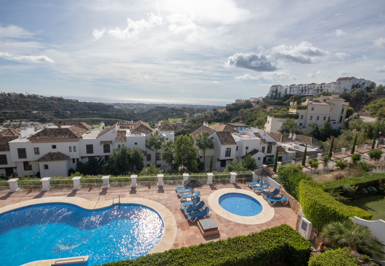 Apartamento en Benahavís - Atico de 3 dormitorios en el golf