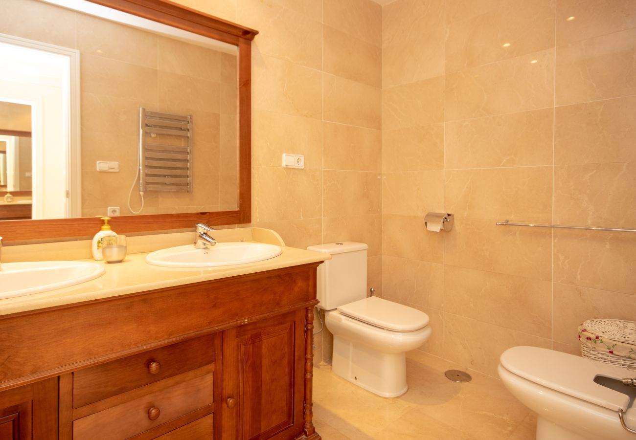 Apartamento en Benahavís - Atico de 3 dormitorios en el golf