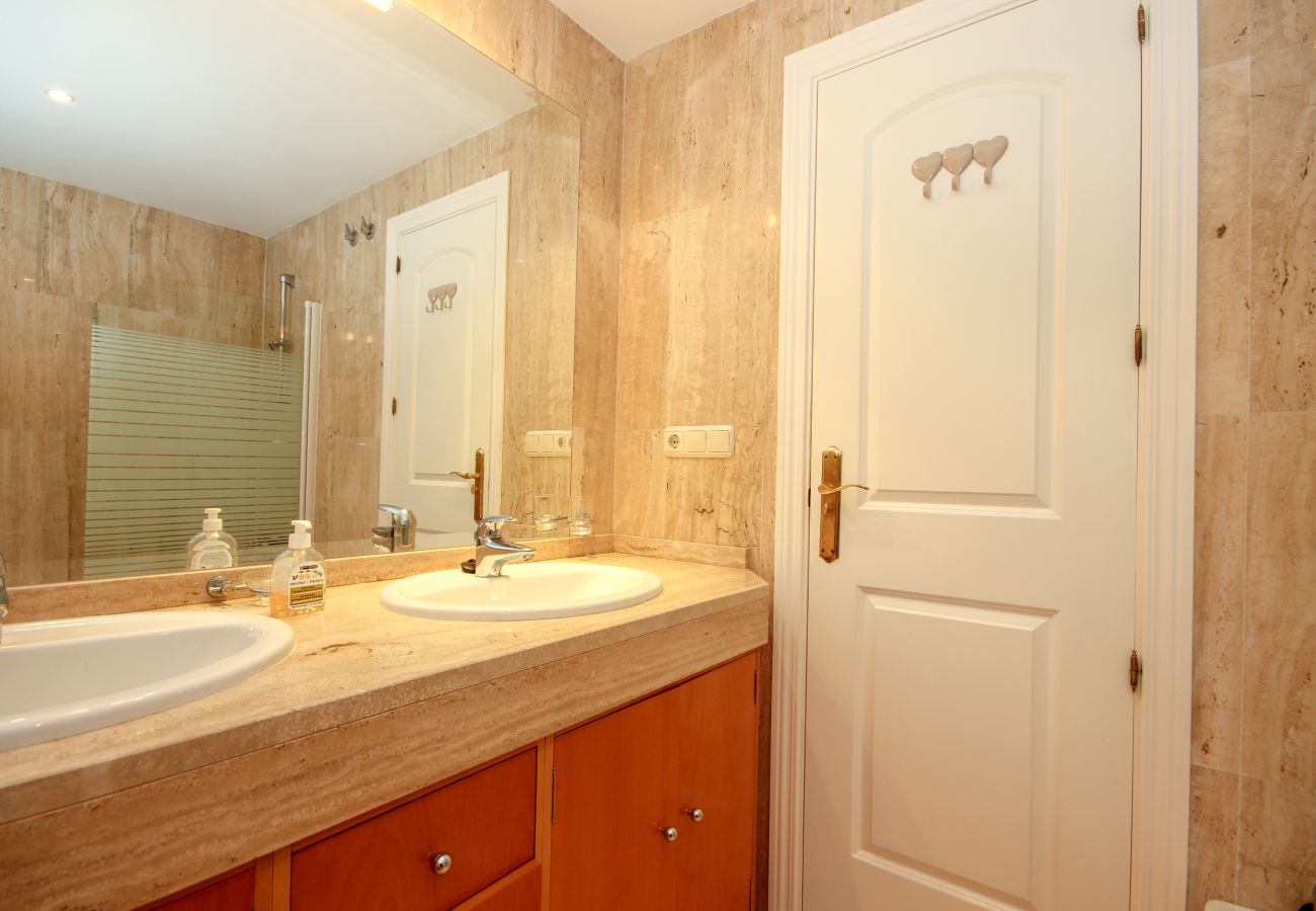 Apartamento en Marbella - Apartamento de dos dormitorios en alquiler en Elviria Marbella