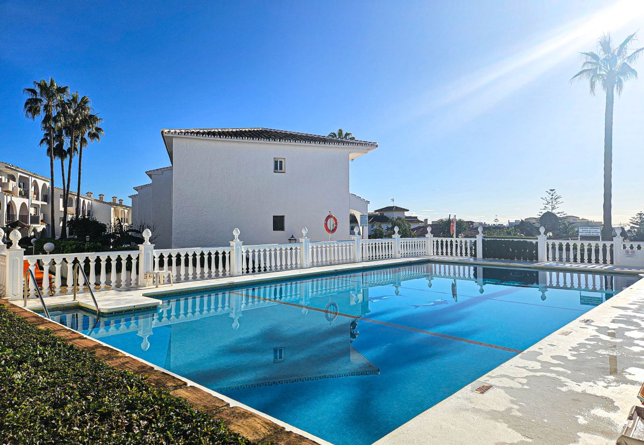 Apartamento en Mijas Costa - Apartamento en Las Farolas, Mijas Costa, cerca de la playa
