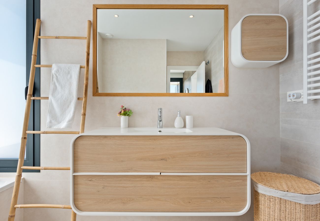 Villa en Estepona - Villa de lujo de 4 dormitorios en Valle Romano, Estepona con piscina infinita privada y magníficas vistas