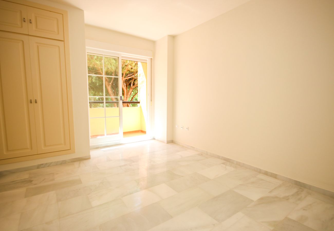 Apartamento en Marbella - Apartamento de tres dormitorios en Elviria cerca de la playa