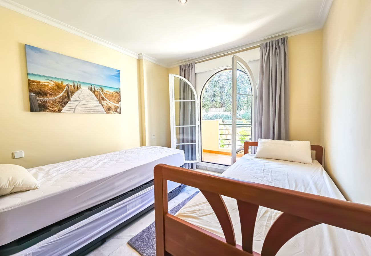 Apartamento en Puerto Banus - Apartamento de dos habitaciones en Nueva Andalucia