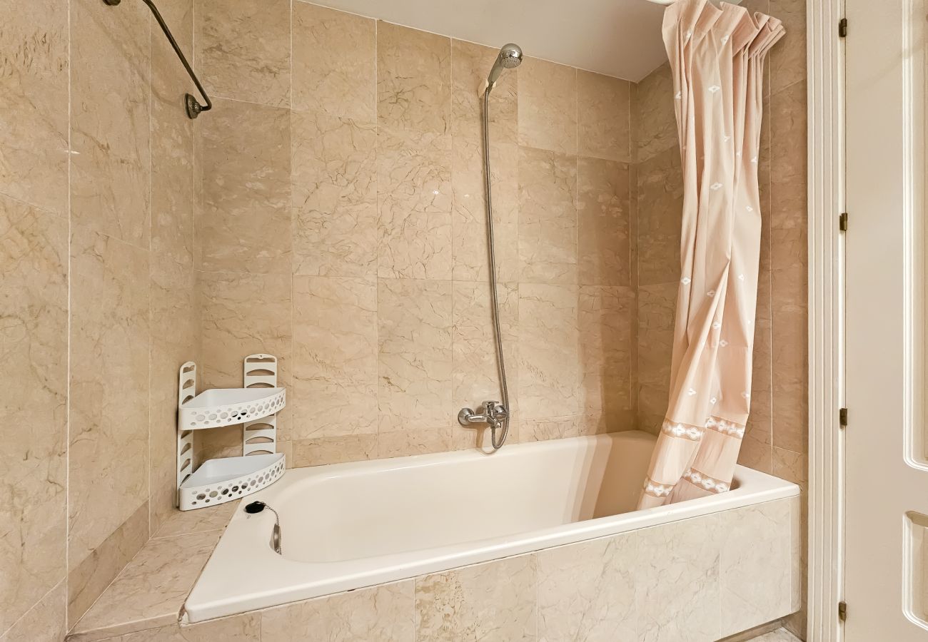 Apartamento en Puerto Banus - Apartamento de dos habitaciones en Nueva Andalucia