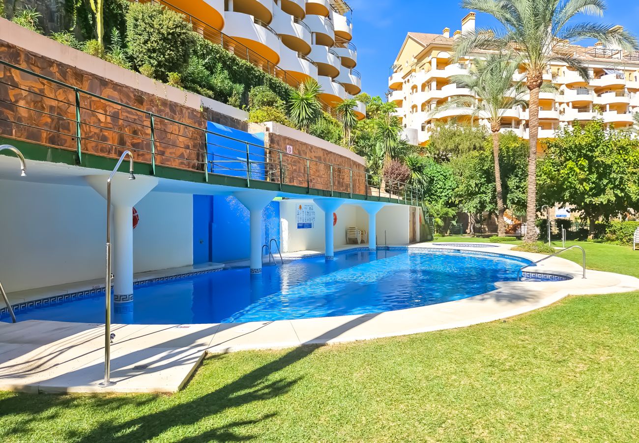 Apartamento en Puerto Banus - Apartamento de dos habitaciones en Nueva Andalucia