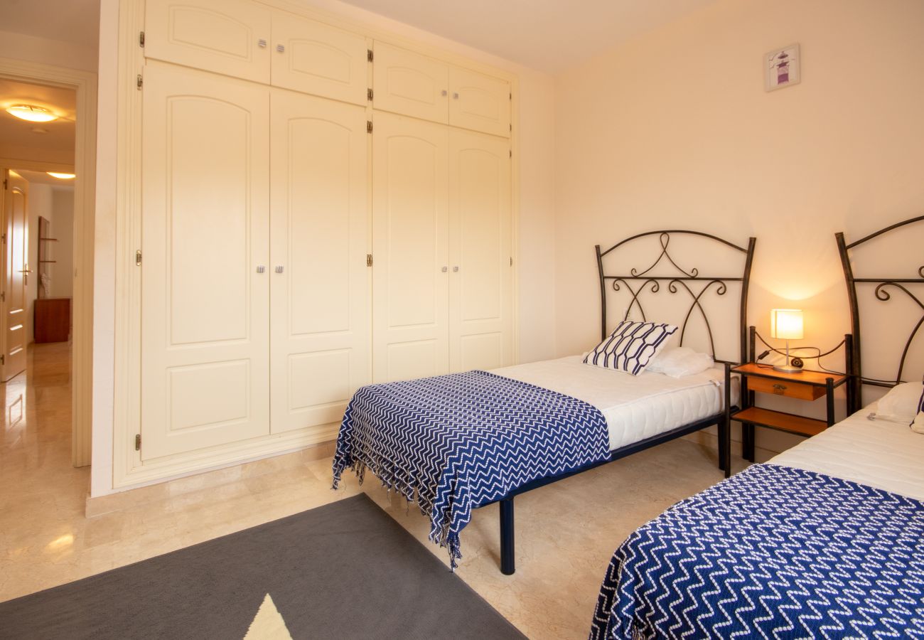 Apartamento en Mijas Costa - Amplio apartamento de 2 dormitorios en El Faro