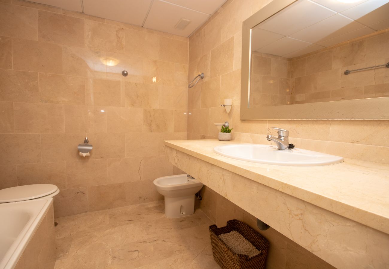 Apartamento en Mijas Costa - Amplio apartamento de 2 dormitorios en El Faro