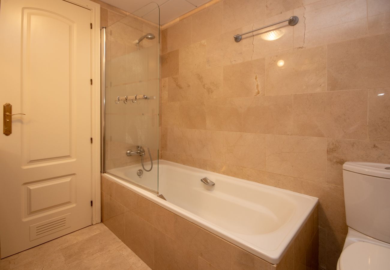 Apartamento en Mijas Costa - Amplio apartamento de 2 dormitorios en El Faro