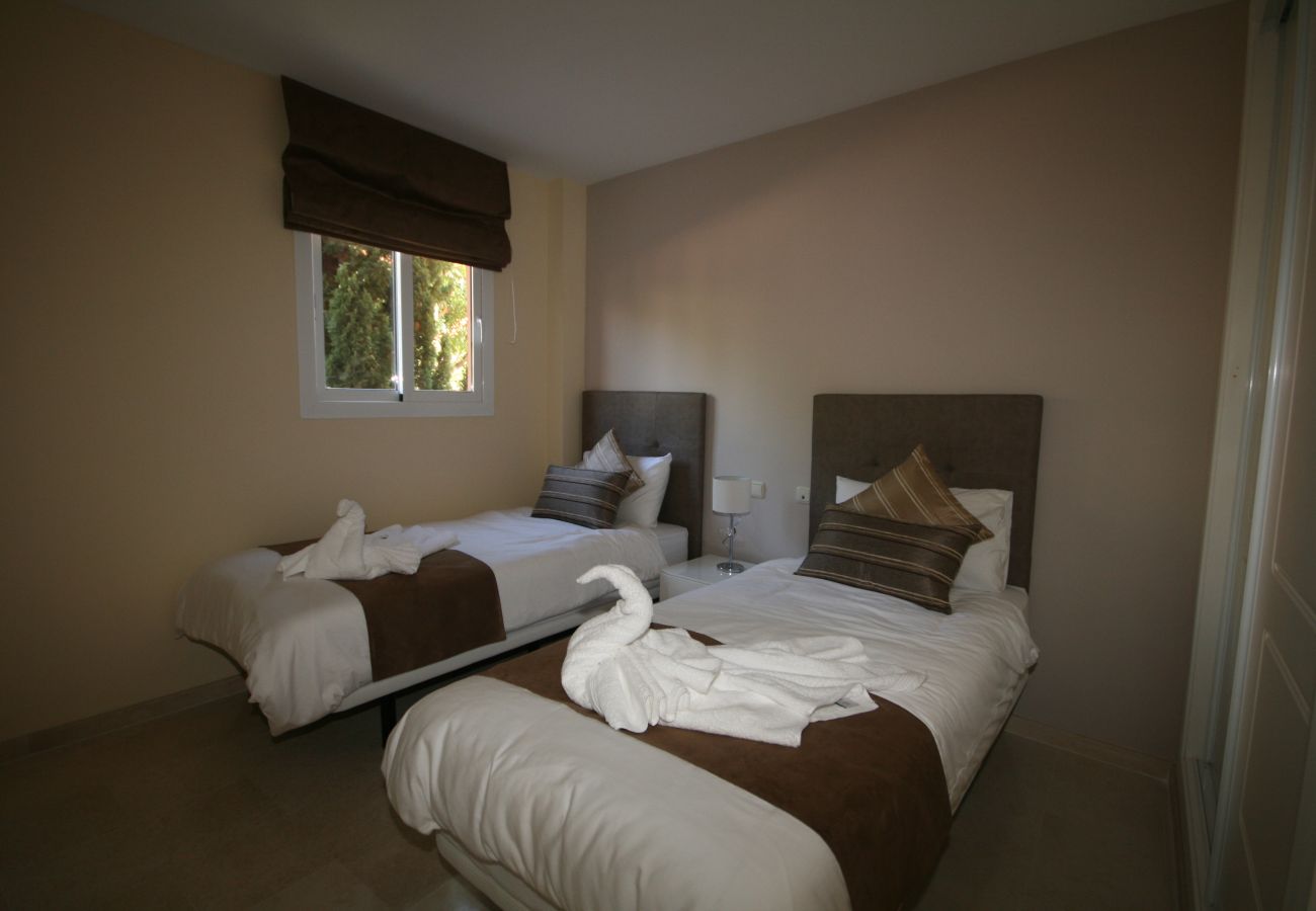 Apartamento en Marbella - Apartamento de 2 dormitorios para alquiler en Los Lagos Elviria Marbella