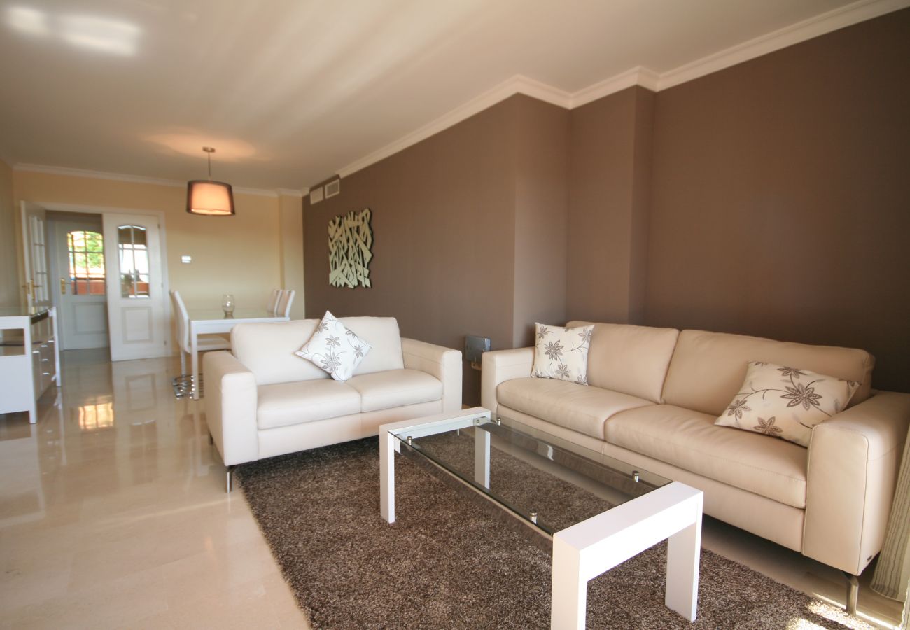 Apartamento en Marbella - Apartamento de 2 dormitorios para alquiler en Los Lagos Elviria Marbella