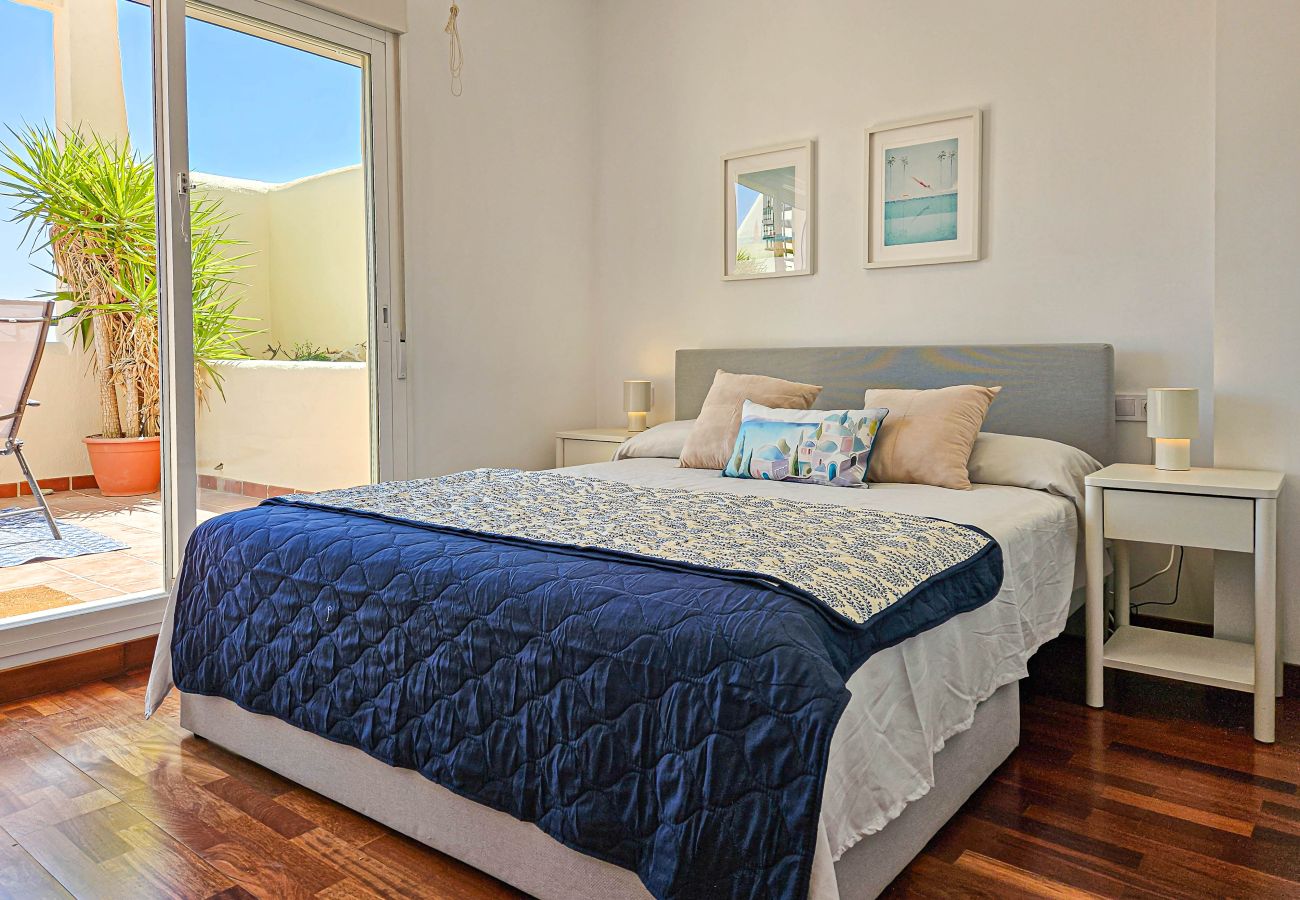 Casa adosada en Mijas Costa - Casa adosada de 2 dormitorios con azotea