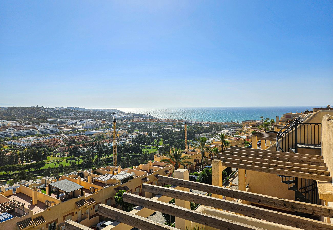 Casa adosada en Mijas Costa - Casa adosada de 2 dormitorios con azotea