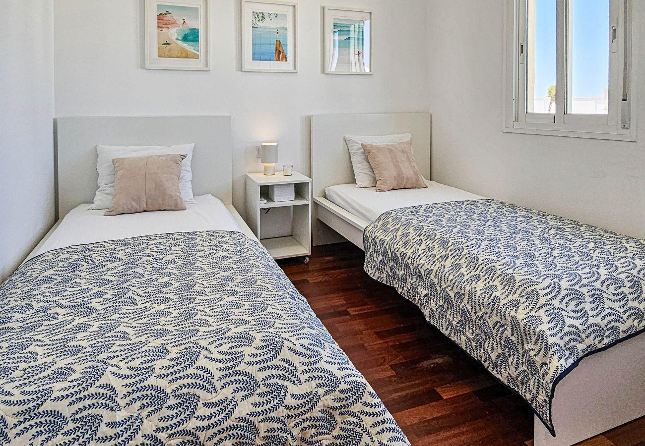 Casa adosada en Mijas Costa - Casa adosada de 2 dormitorios con azotea