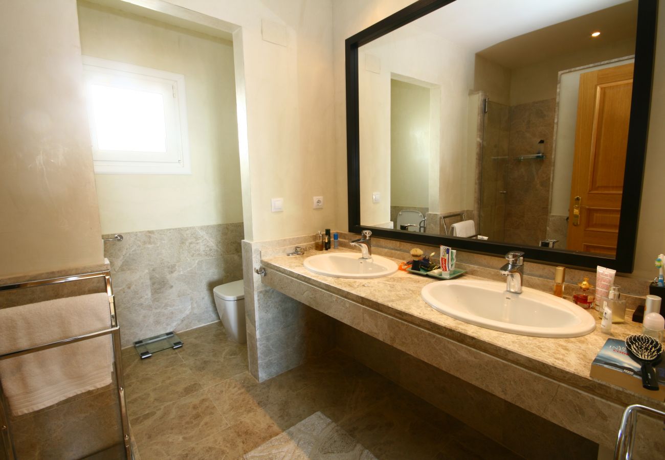 Apartamento en Marbella - Casa adosada de 2 dormitorios en Santa Clara Marbella