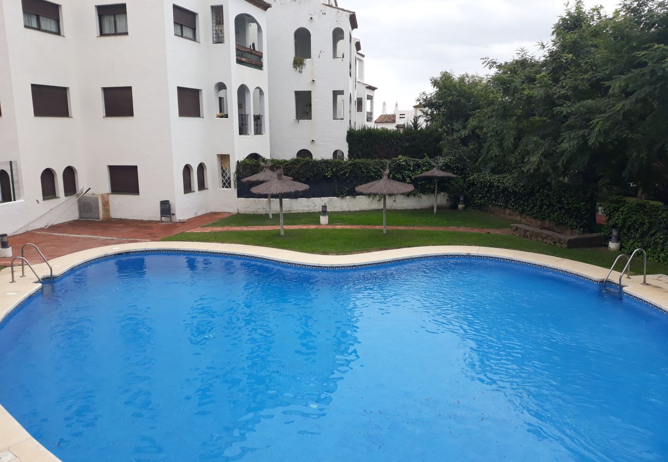Apartamento en Manilva - Apartamento de 3 habitaciones en Duquesa sin muebles
