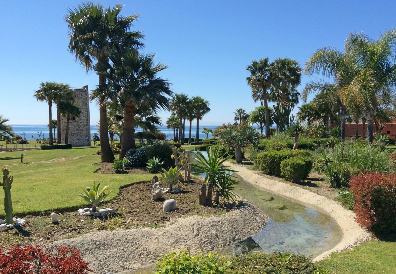 Apartamento en Estepona - Apartamento de 2 dormitorios con vistas al mar