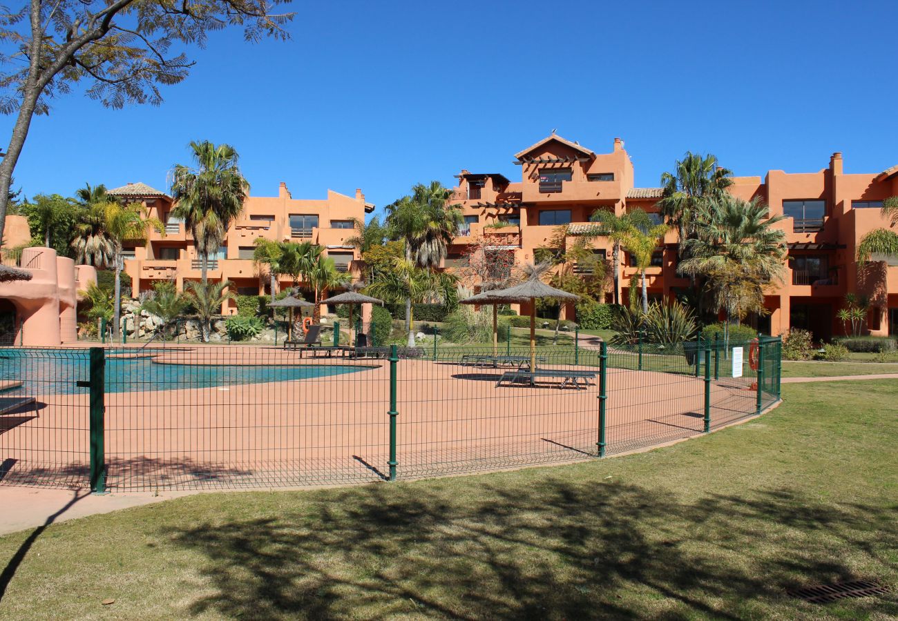 Apartamento en Estepona - Apartamento de 2 dormitorios con vistas al mar