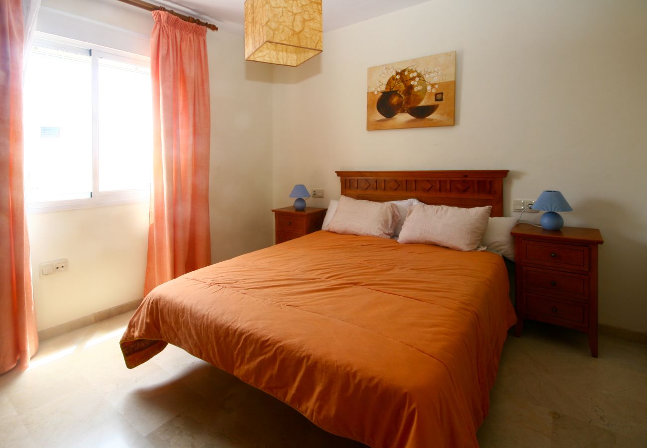 Apartamento en Fuengirola - Piso de tres dormitorios para alquiler en Fuengirola