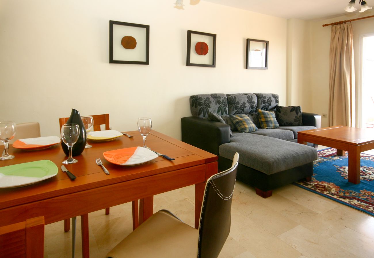 Apartamento en Fuengirola - Piso de tres dormitorios para alquiler en Fuengirola