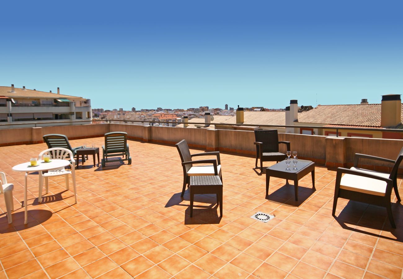 Apartamento en Fuengirola - Piso de tres dormitorios para alquiler en Fuengirola