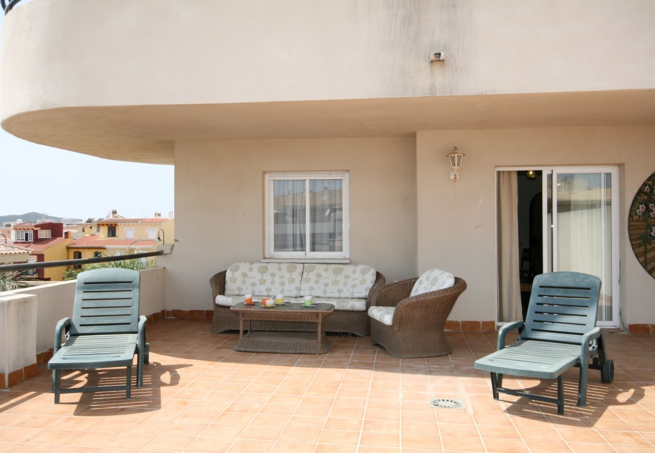 Apartamento en Fuengirola - Piso de tres dormitorios para alquiler en Fuengirola