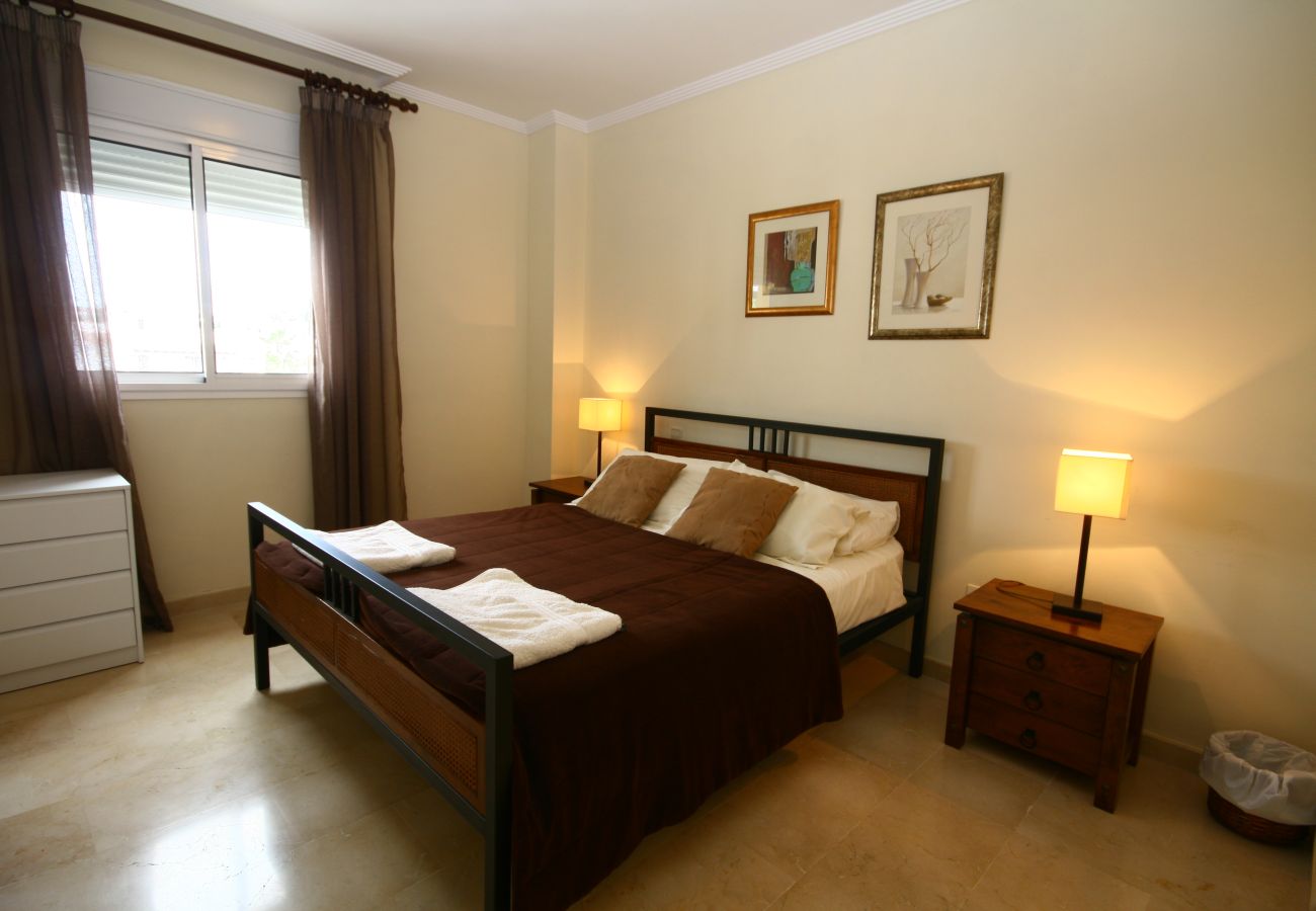 Apartamento en Mijas Costa - Apartamento de tres dormitorios en alquiler en Mijas