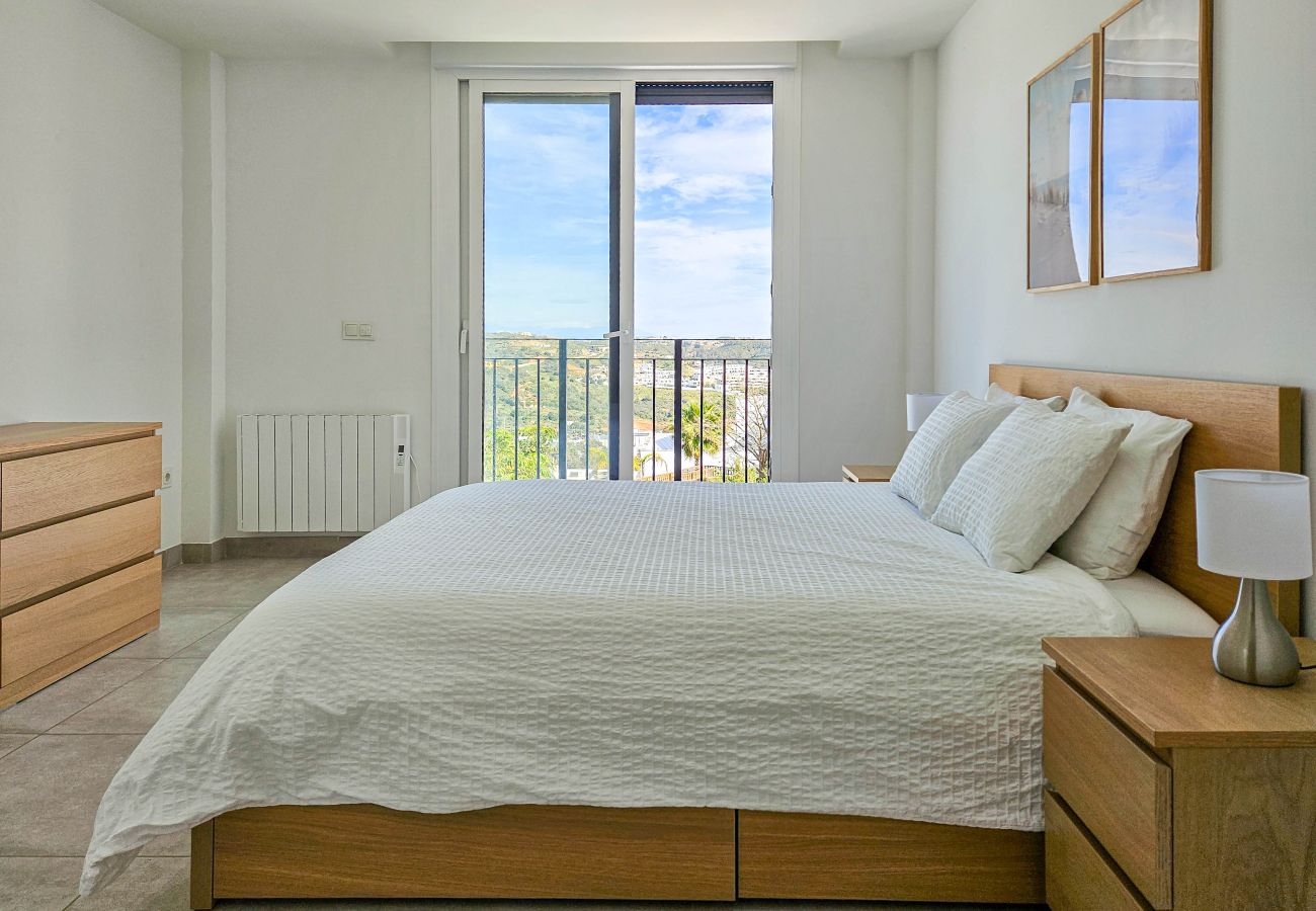 Apartamento en La Cala de Mijas - 2nd floor Large Terrace & Pool views Casa Banderas