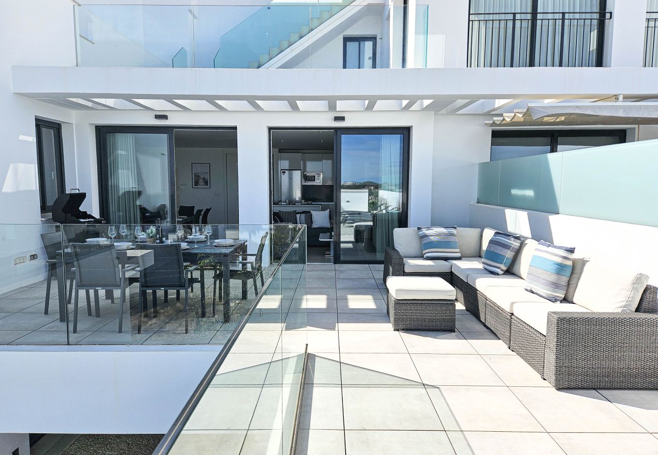 Apartamento en La Cala de Mijas - 2nd floor Large Terrace & Pool views Casa Banderas