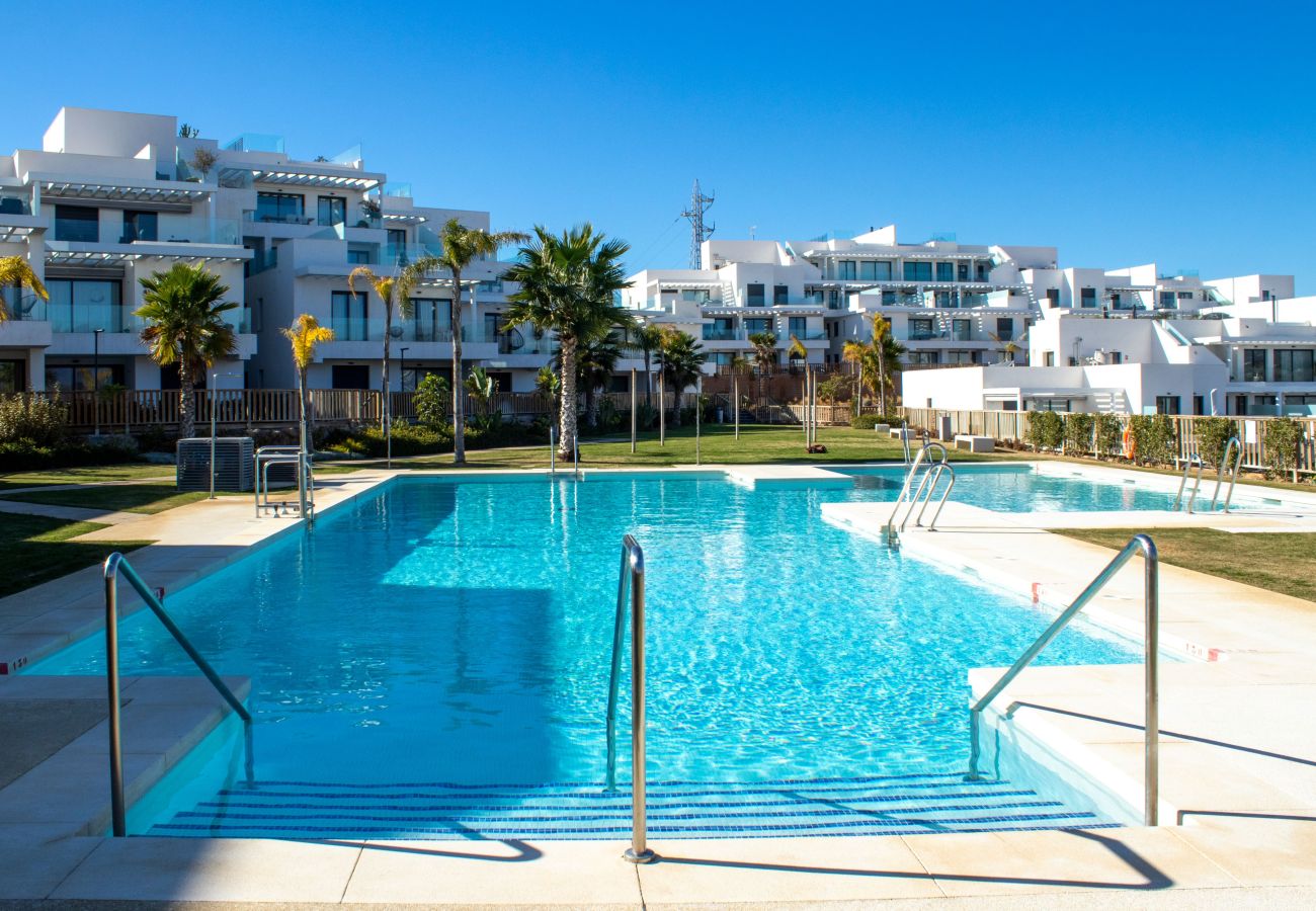 Apartamento en La Cala de Mijas - 2nd floor Large Terrace & Pool views Casa Banderas