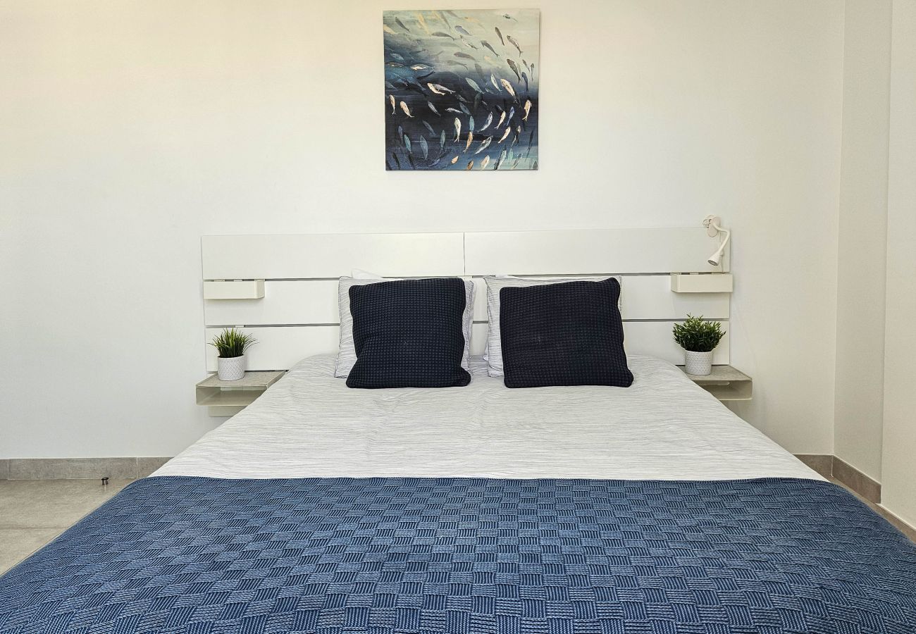 Apartamento en La Cala de Mijas - 2nd floor Large Terrace & Pool views Casa Banderas