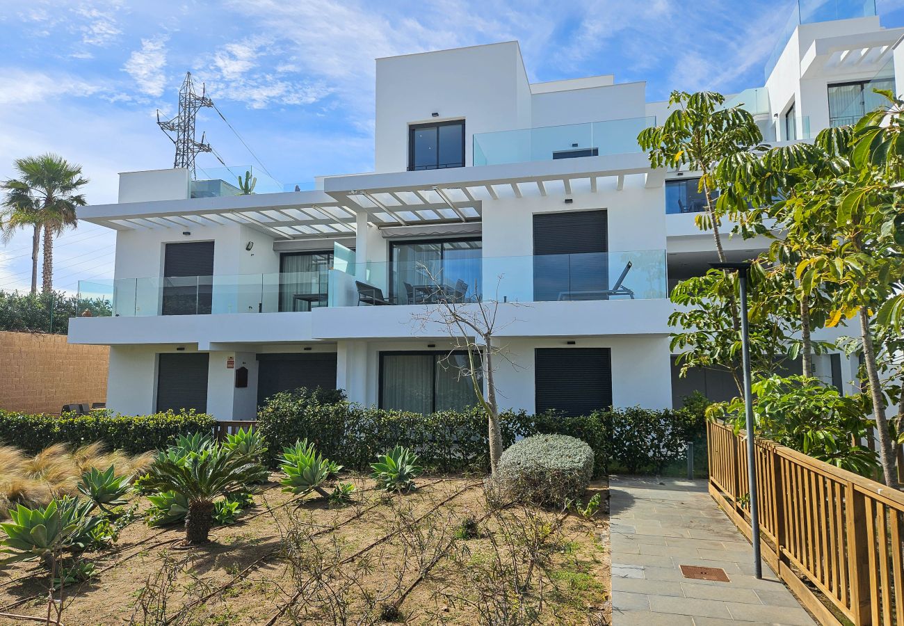 Apartamento en La Cala de Mijas - 2nd floor Large Terrace & Pool views Casa Banderas