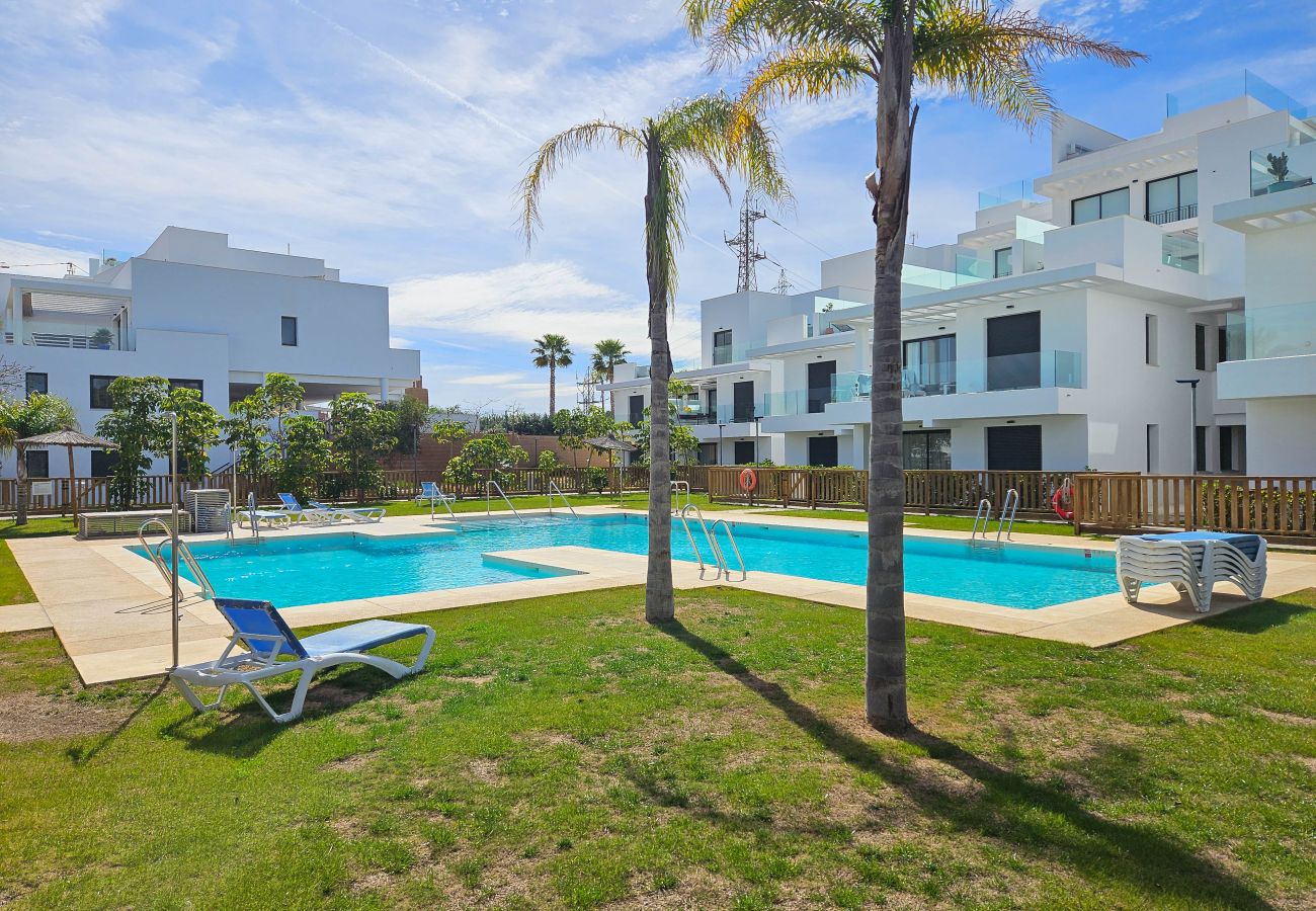 Apartamento en La Cala de Mijas - 2nd floor Large Terrace & Pool views Casa Banderas