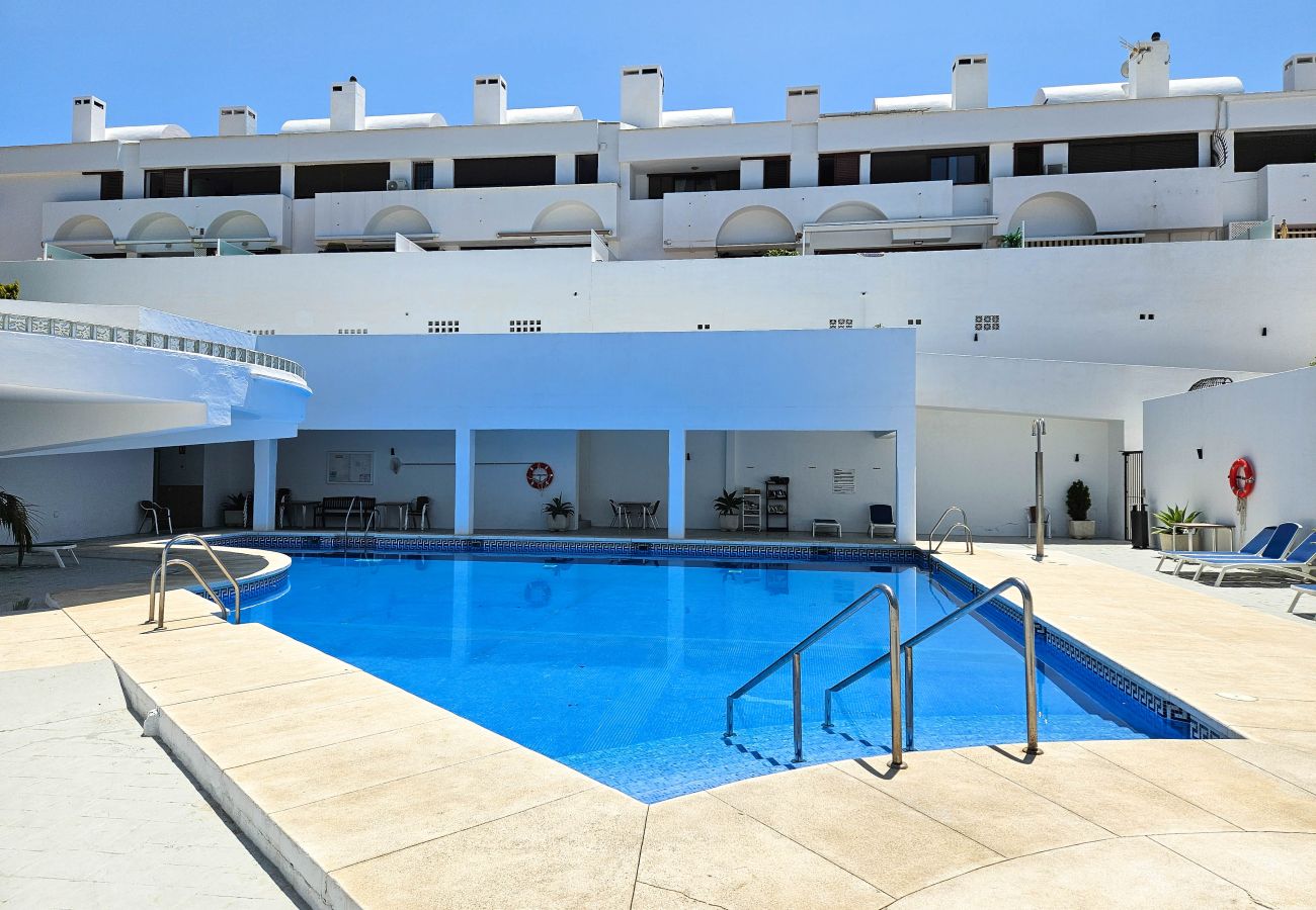 Casa adosada en La Cala de Mijas - Casa adosada de 3 dormitorios con piscina privada